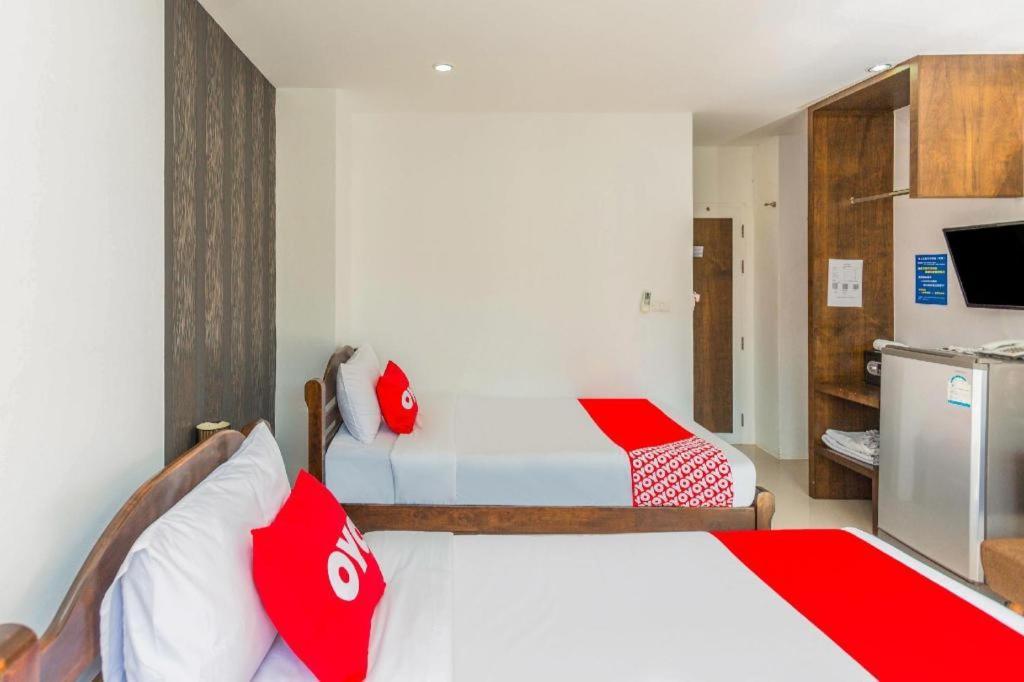 Oyo 472 Tang Cheng Holiday Hotel Patong Exterior photo